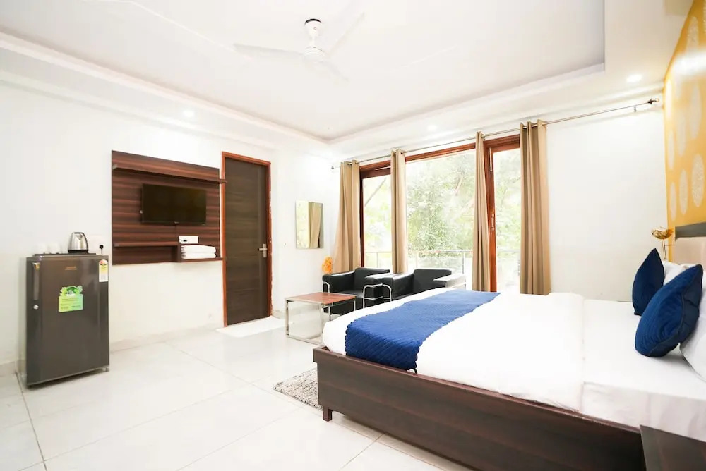 Tanvi Premium Residency