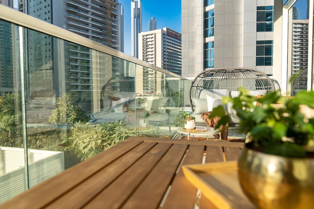 HiGuests - Reva Residences