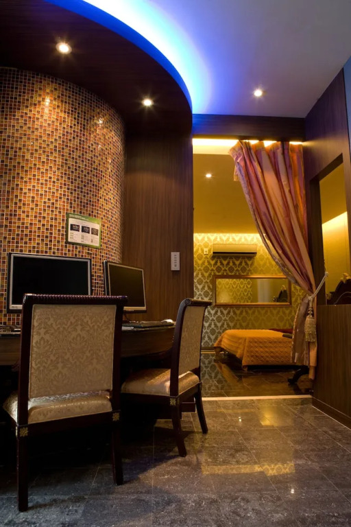Cheonan B Hotel