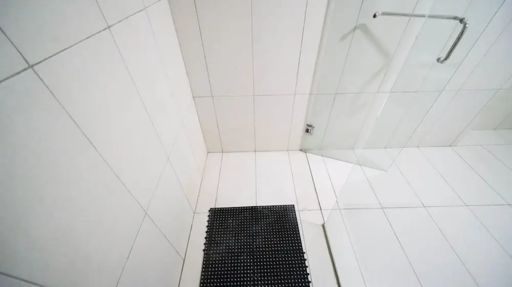 Spacious 2Br At The Via And The Vue Apartment Surabaya