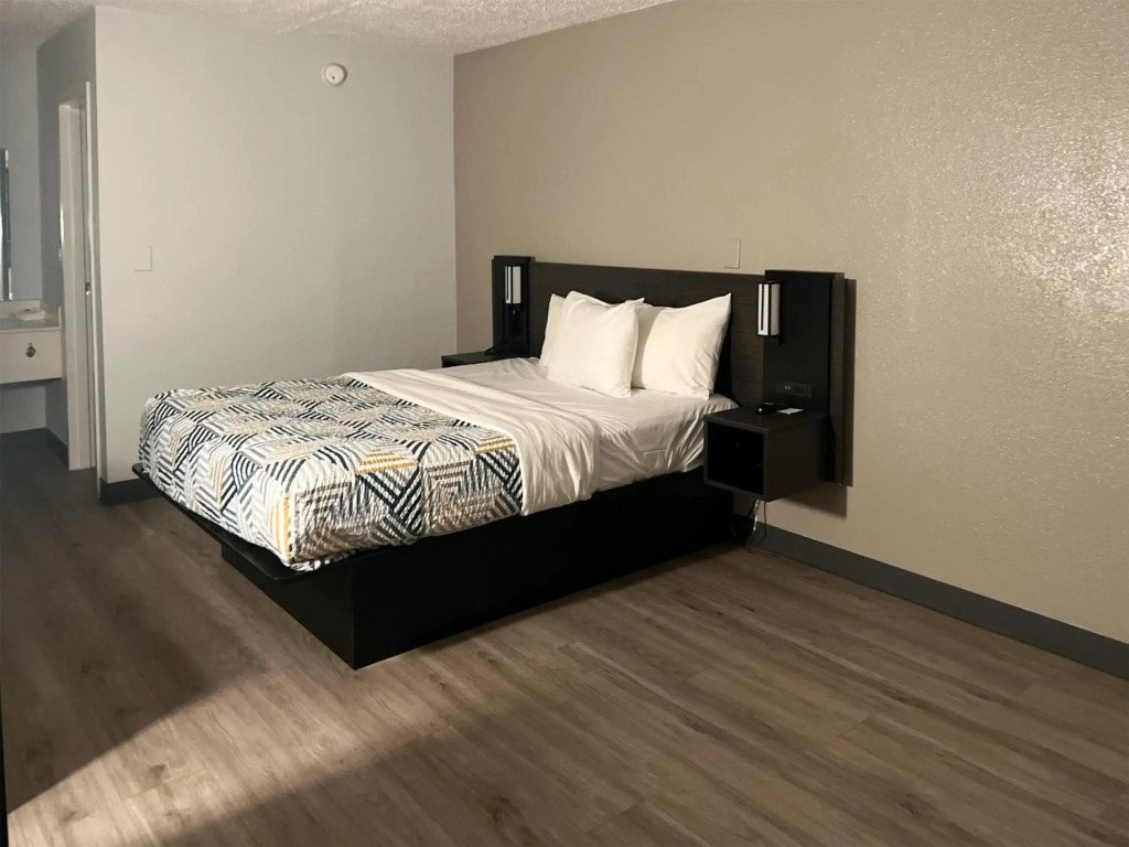Motel 6-Farmington Hills, MI - Northwest - Farmington Hills