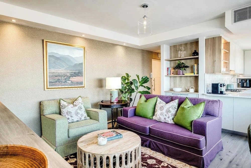 Mouille Point 1 Bed w Sea Views Skyshore Apartment