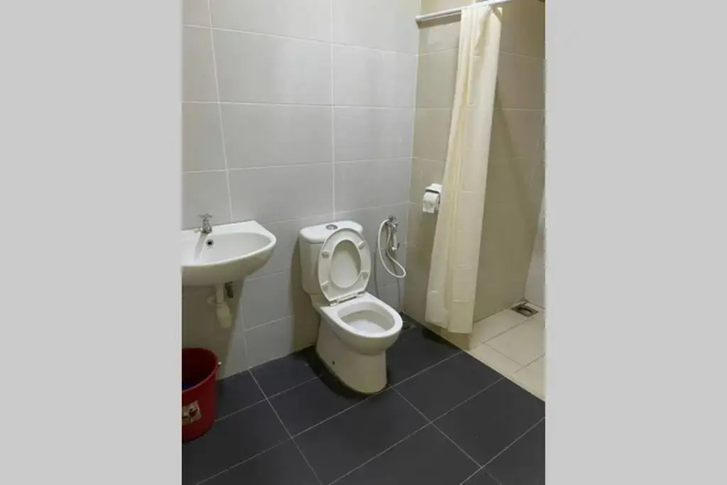 Baojuwu@2 Bedrooms Akademik Suites Austin Height