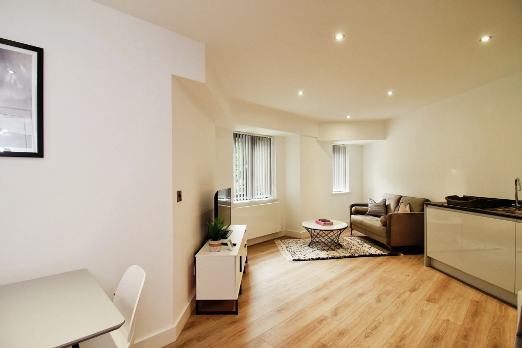 Seven Stays Modern Studio Apartment - Solihull