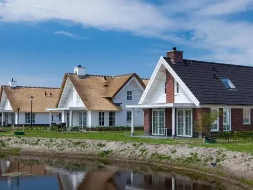 Holiday home Villapark De Witte Raaf 2