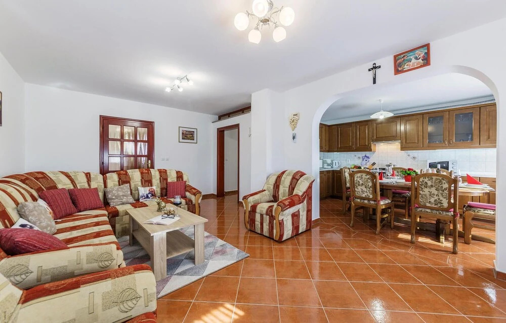 Stunning Apartment in Pula With 3 Bedrooms and Wifi