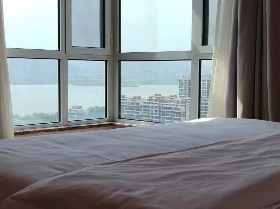 Mint Boutique Hotel (Taiyuan Red Lantern Stadium Jinyang Lake Branch)