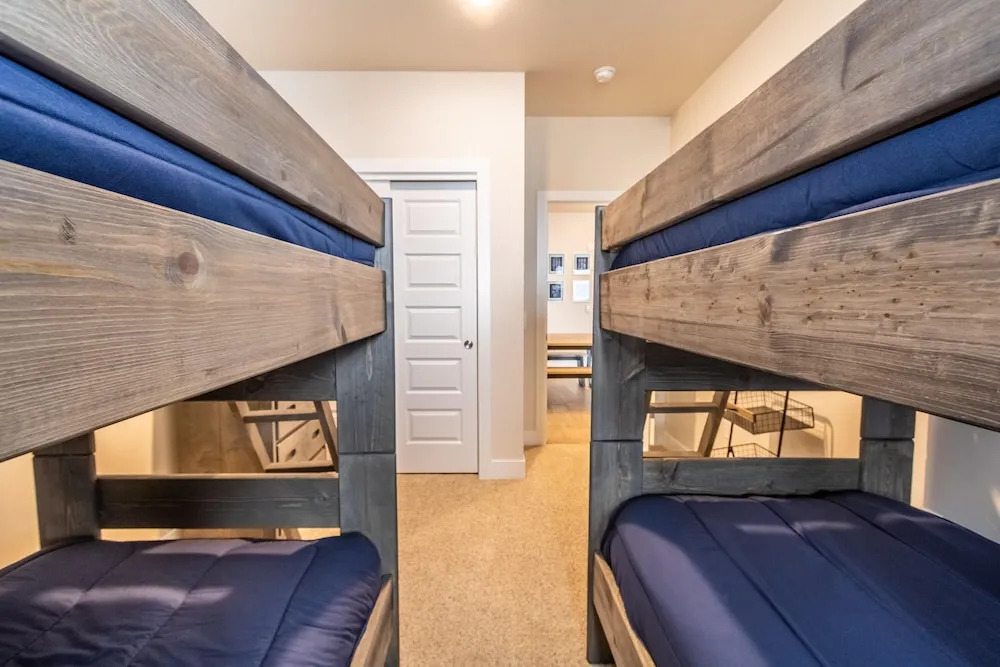 Sail Lofts by Summit County Mountain Retreats