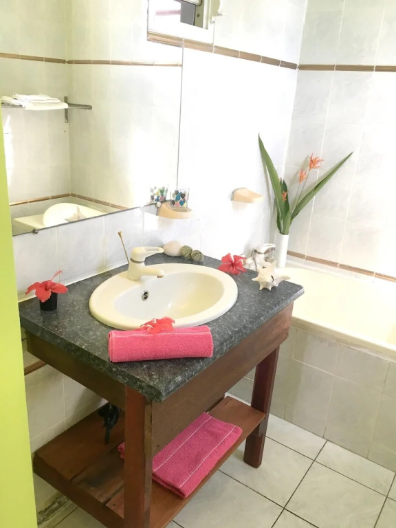 Villa With 2 Bedrooms in Le Vauclin, With Wonderful sea View, Private Pool, Enclosed Garden - 1 km From the Beach