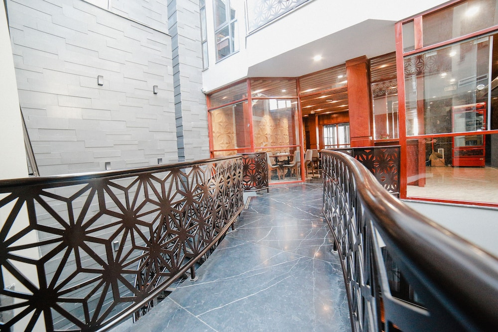 Hotel Victorian DaLat