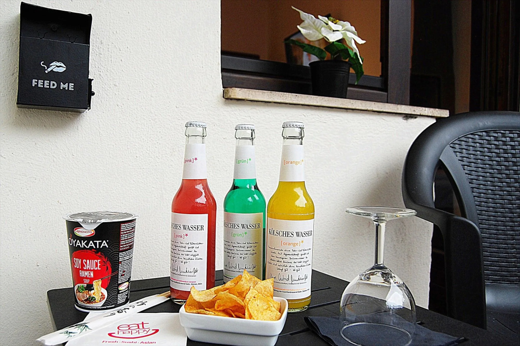 SMARTY Cologne Dom Hotel - Boardinghouse - KONTAKTLOSER SELF CHECK-IN