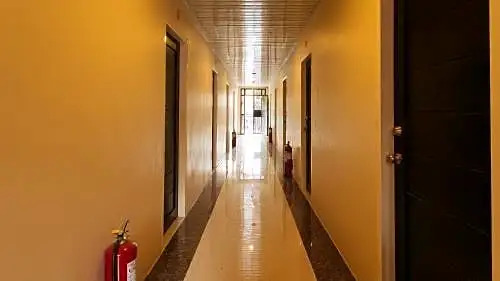 RedDoorz @ Miras Apartelle Angeles Pampanga