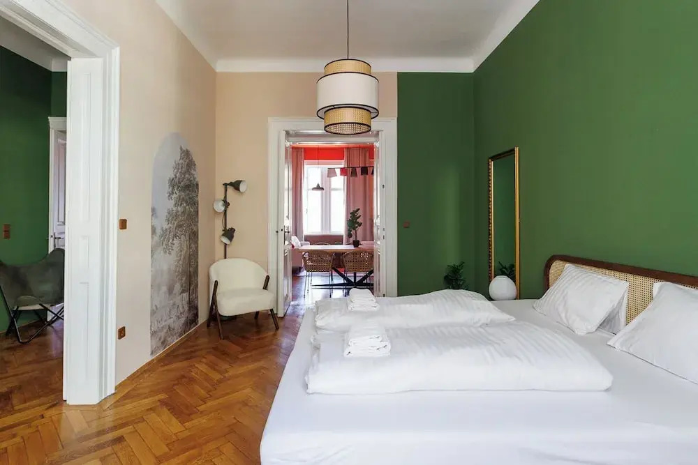Stadtpark City Apartment is Calling - by 4ty3 Apartments