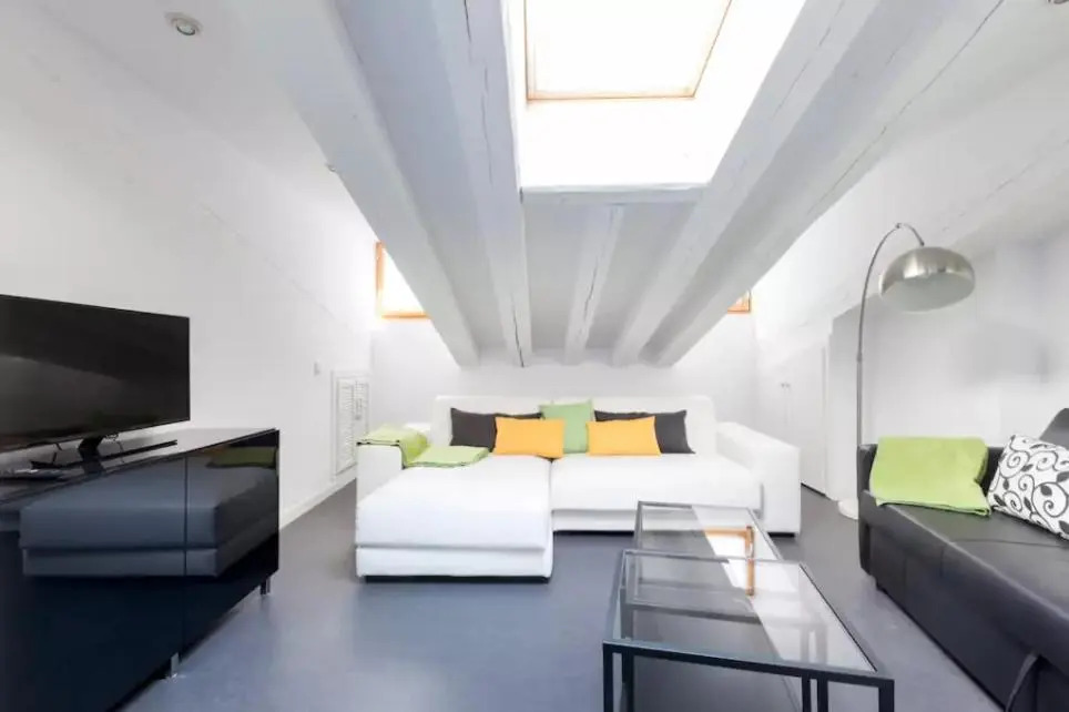 Cute Apartment In The Heart Of Madrid