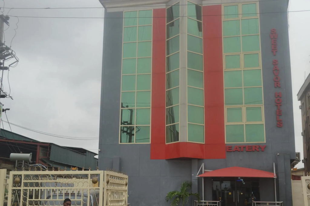 Sweet Savor Hotels & Suites