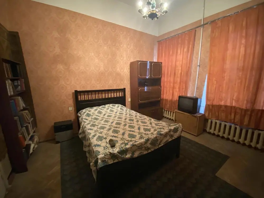 Apartment on Pestelya 4