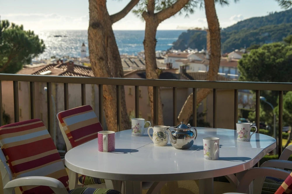 AQ-4 CALELLA DE PALAFRUGELL 4 PAX