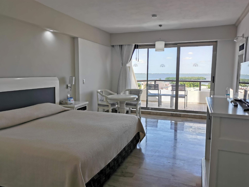 Golden Parnassus Resort & Spa All Inclusive