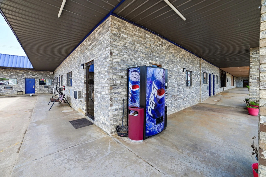 OYO Hotel Waldron AR - Hwy 71