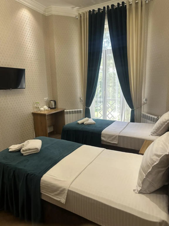 Anor Guest House (Анор)