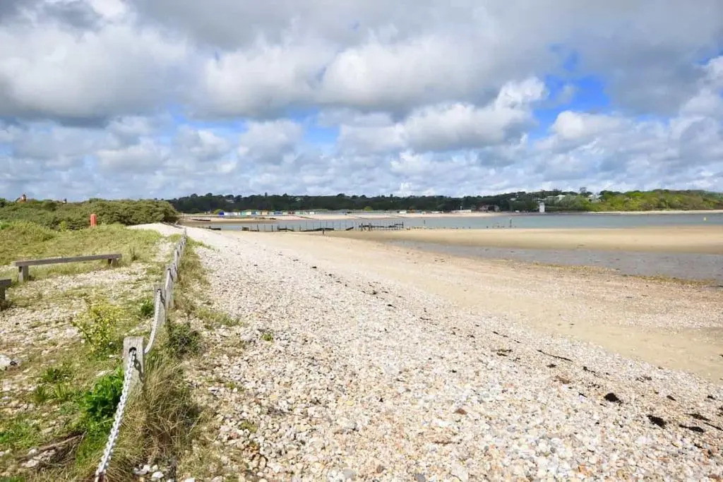 12A Solent Landing direct beach access