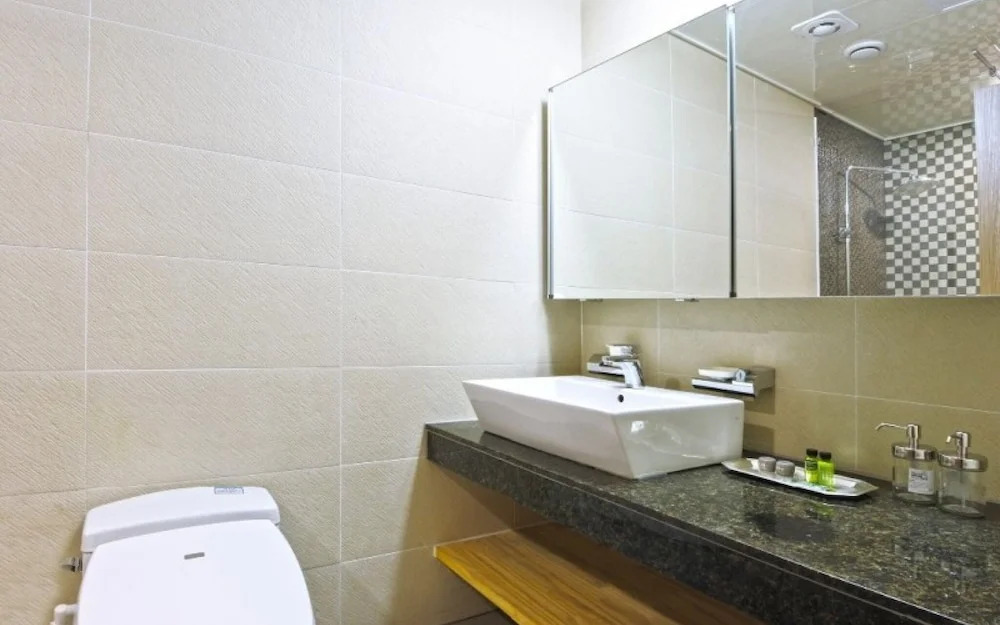 Jeju Waheulpaengnamujip Pension