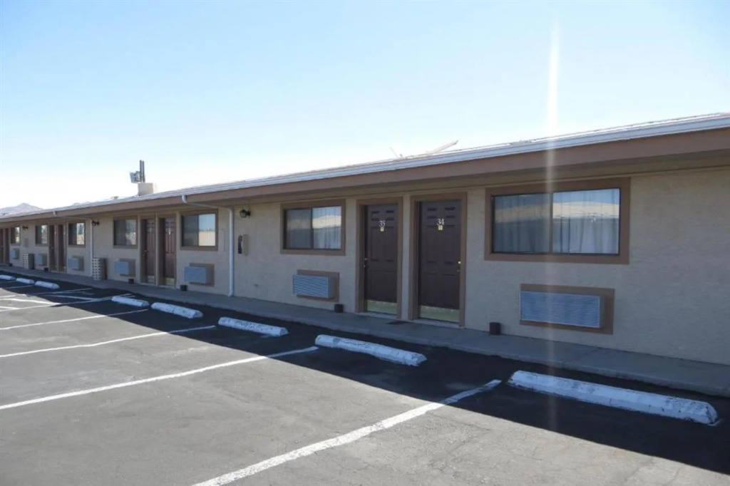 A Fishers Inn Motel