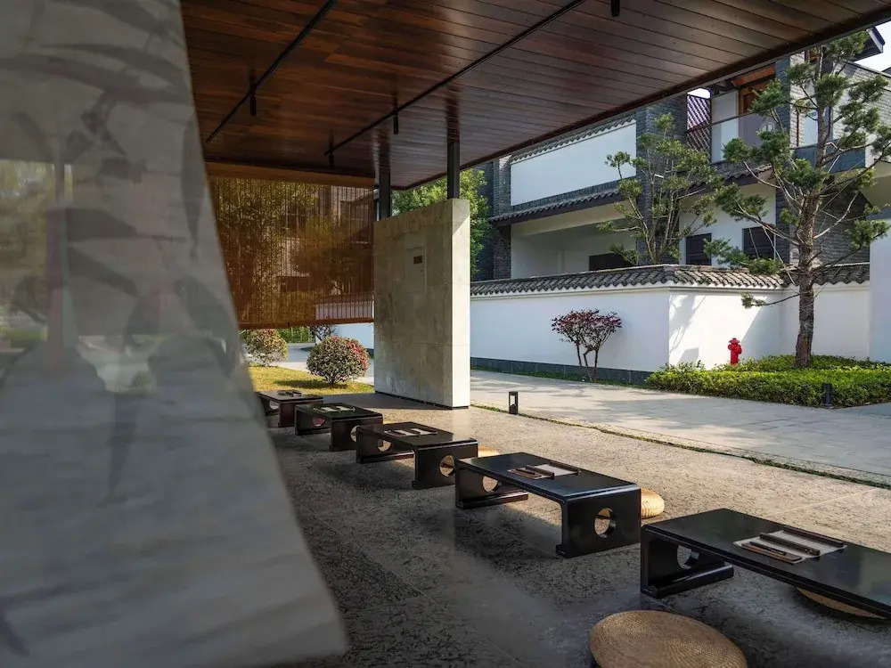 Moonrise Hotels Resorts