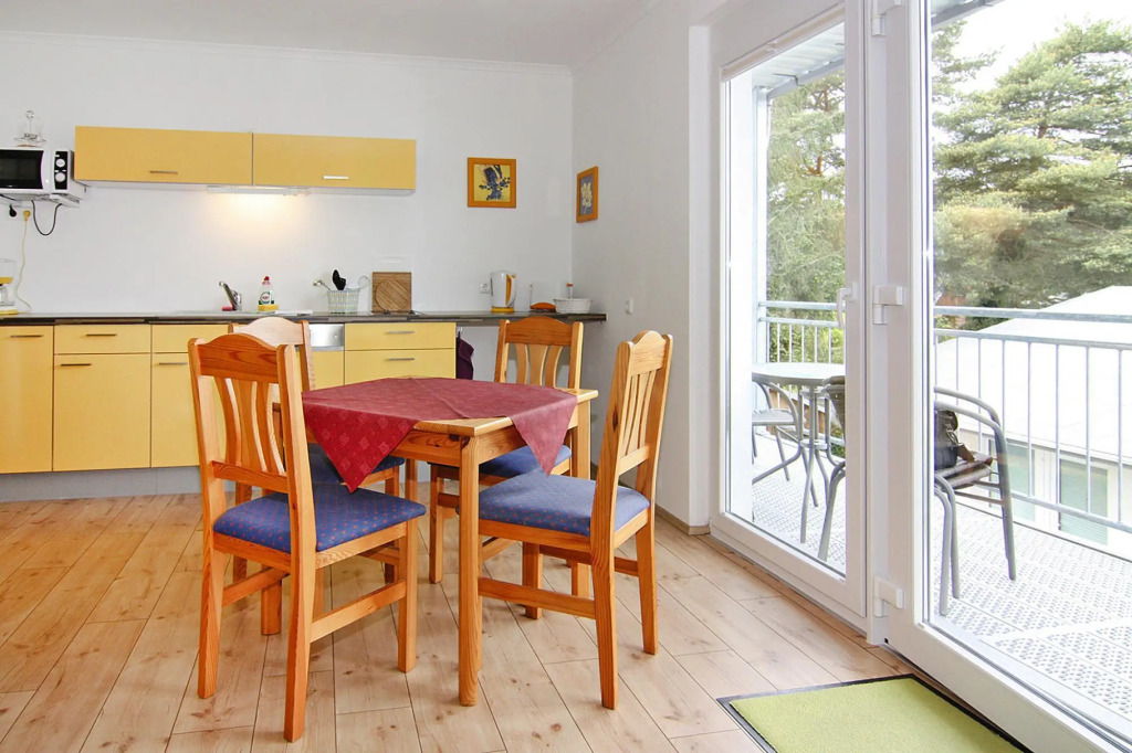 in Zinnowitz with 2 bedrooms and 1 bathrooms