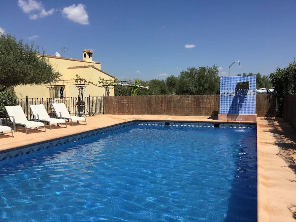 Child-friendly and Pet-friendly Villa in Chella With Private Swimming Pool