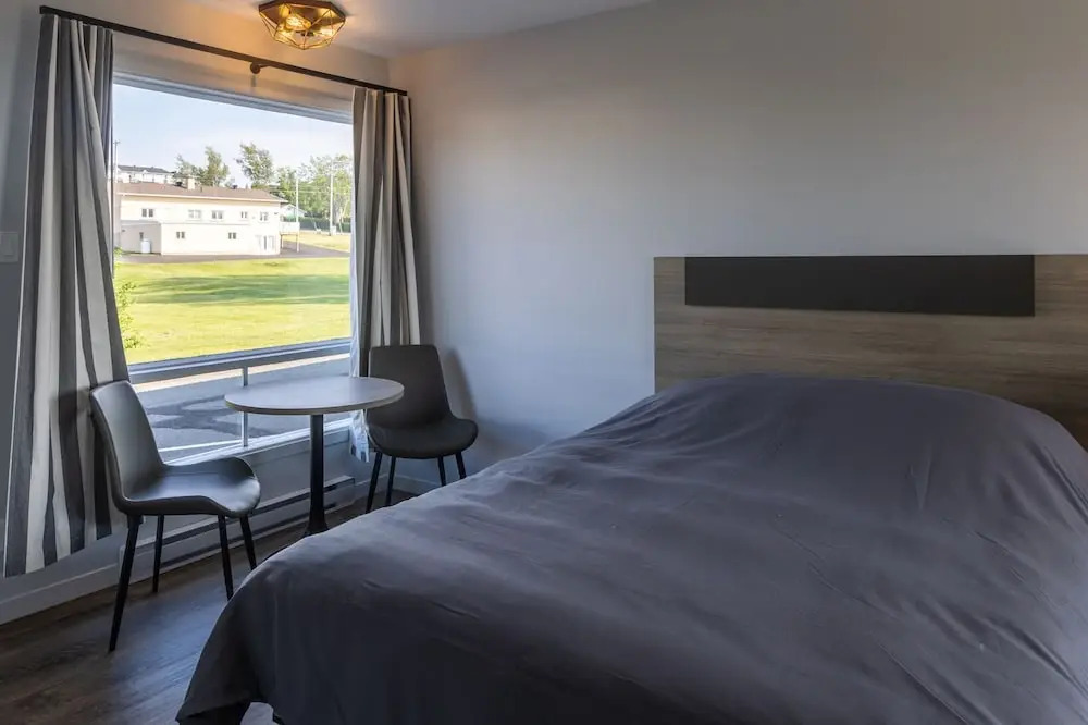 Le Fraser Motel