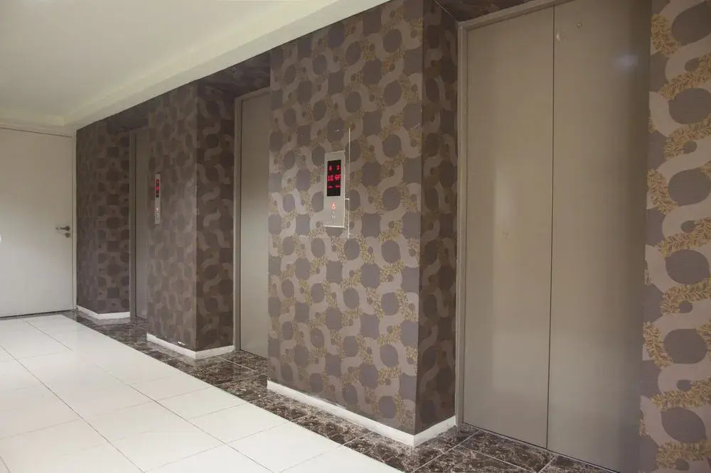 RedDoorz Apartment @ Manyar Street