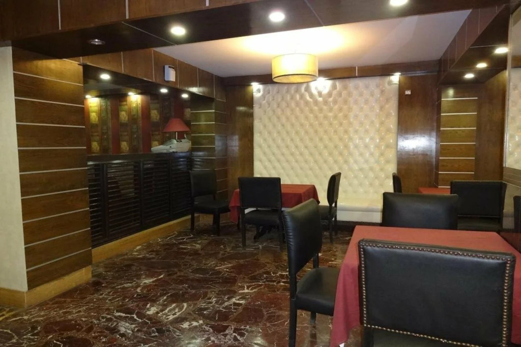 Sarawan Hotel
