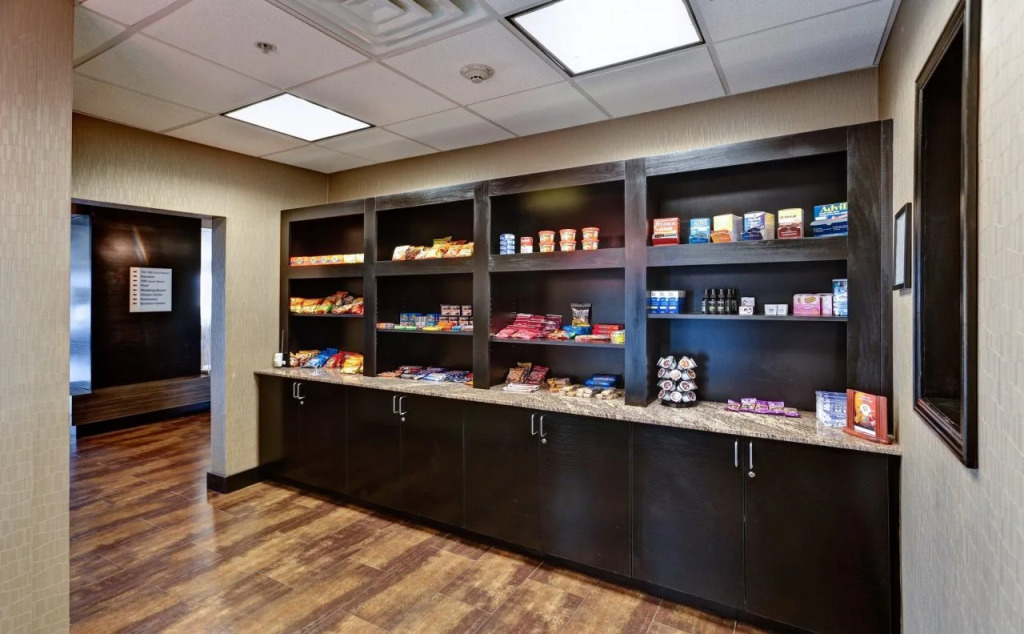 Holiday Inn Express Northwest Maize by IHG