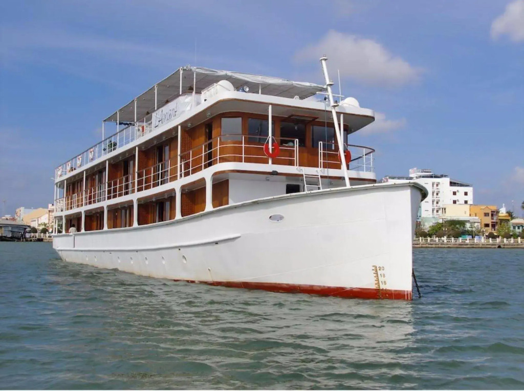 L'Amant Cruise