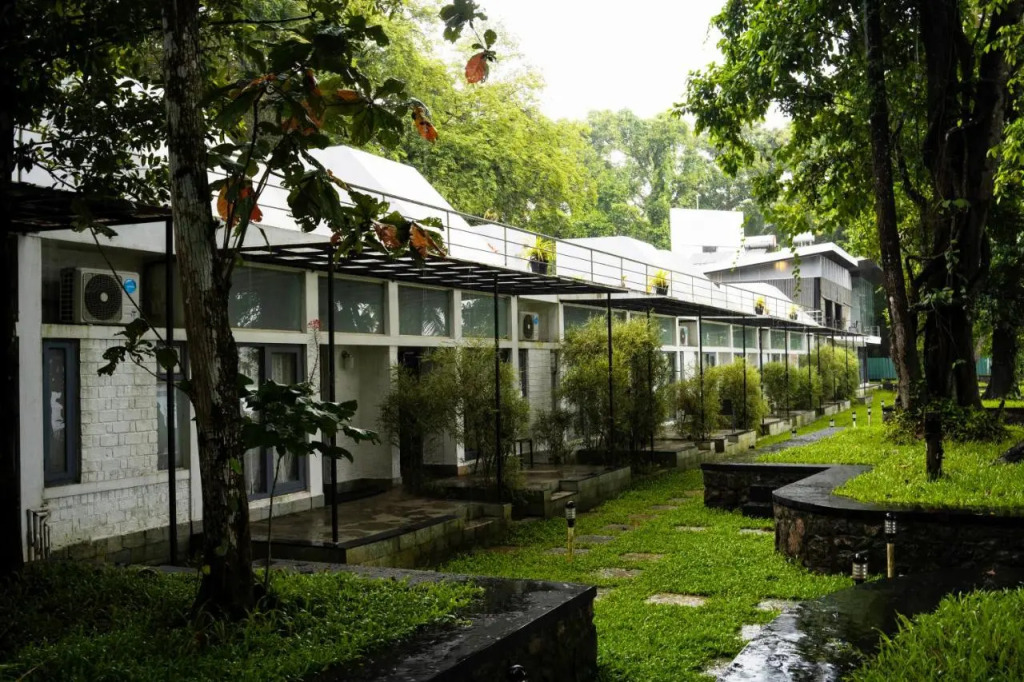 S RIVER RESORTS