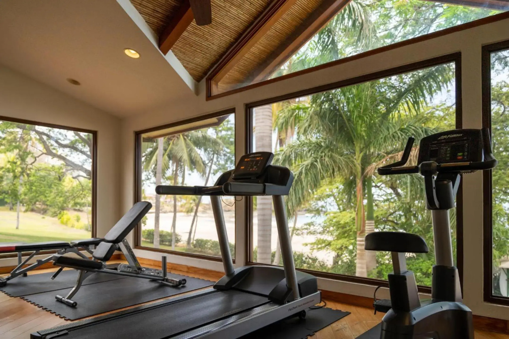 Palms 5 Luxury Beachfront Villa