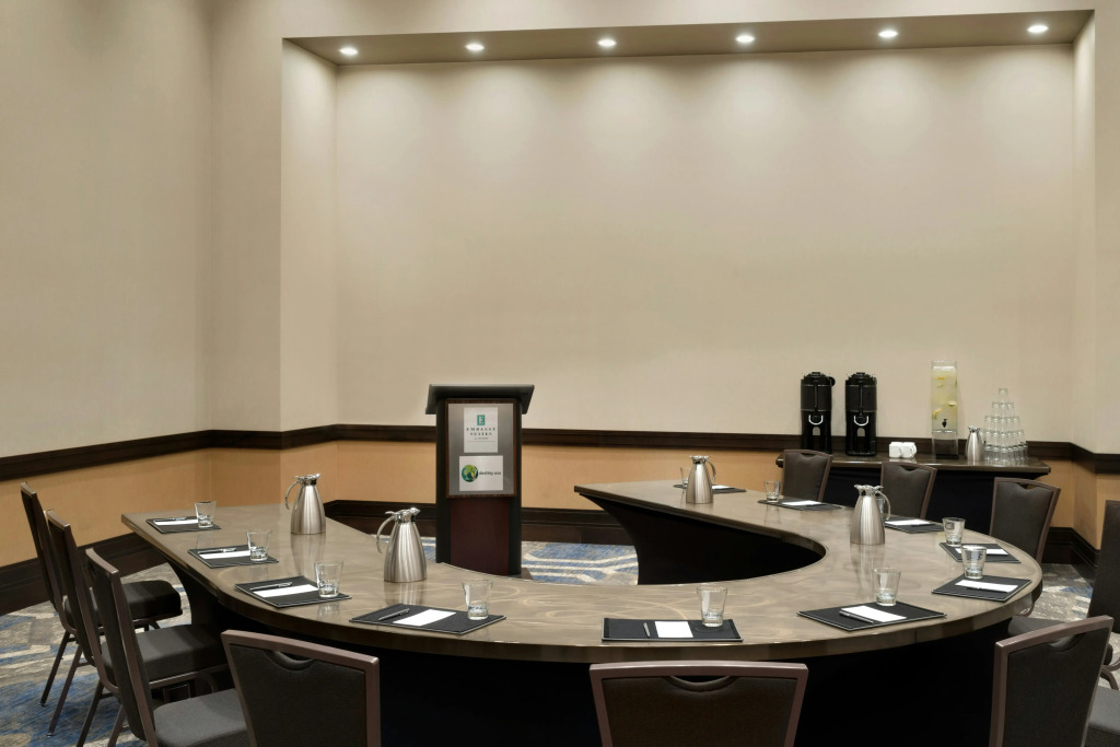 Embassy Suites by Hilton Syracuse Destiny USA