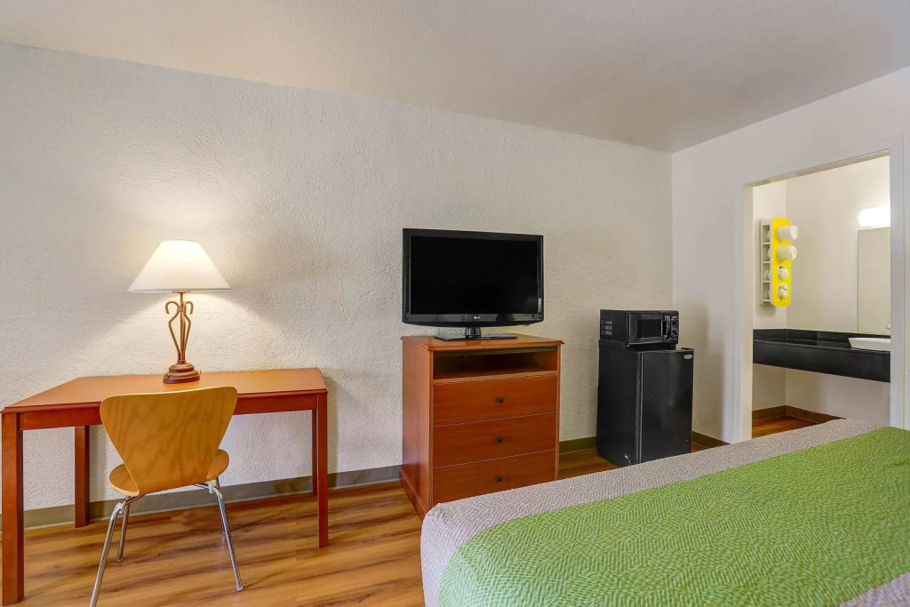 Econo Lodge
