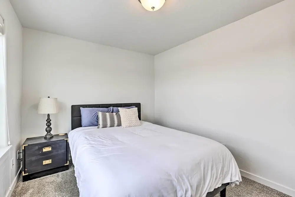 Nampa Townhome ~ 18 Mi to Downtown Boise