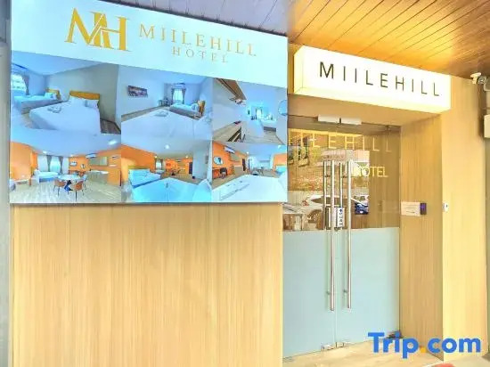 Miilehill Hotel By Maco at JB Town Center