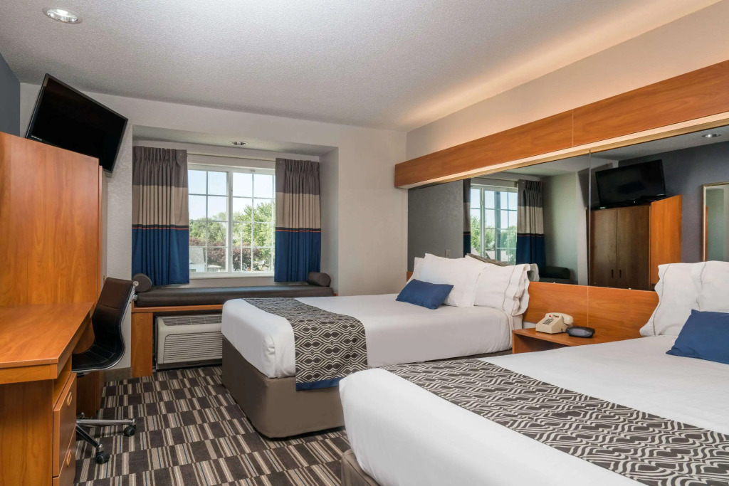 Microtel Inn & Suites by Wyndham Springfield