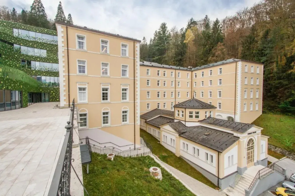 Rimske Terme Resort - Hotel Zdraviliški dvor