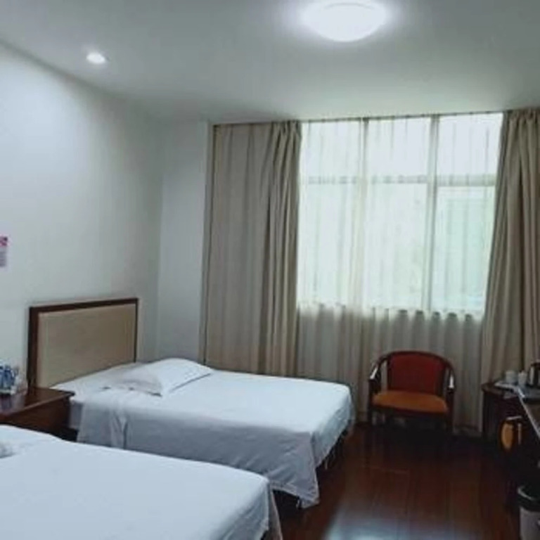 Donglong Hotel