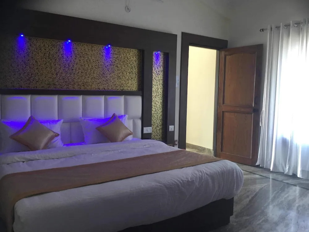 Janardan Resort Dolmar, Nainital