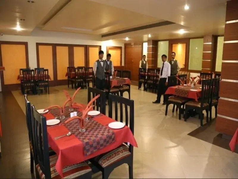 Hotel The Emerald