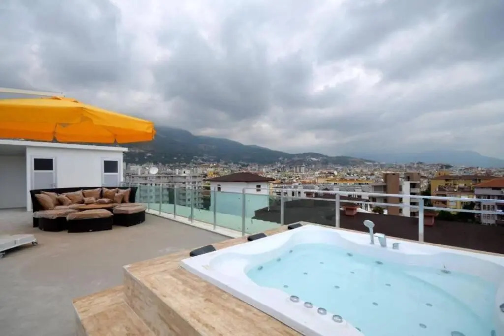 1+1 new cozy apartment in the Center of Alanya.