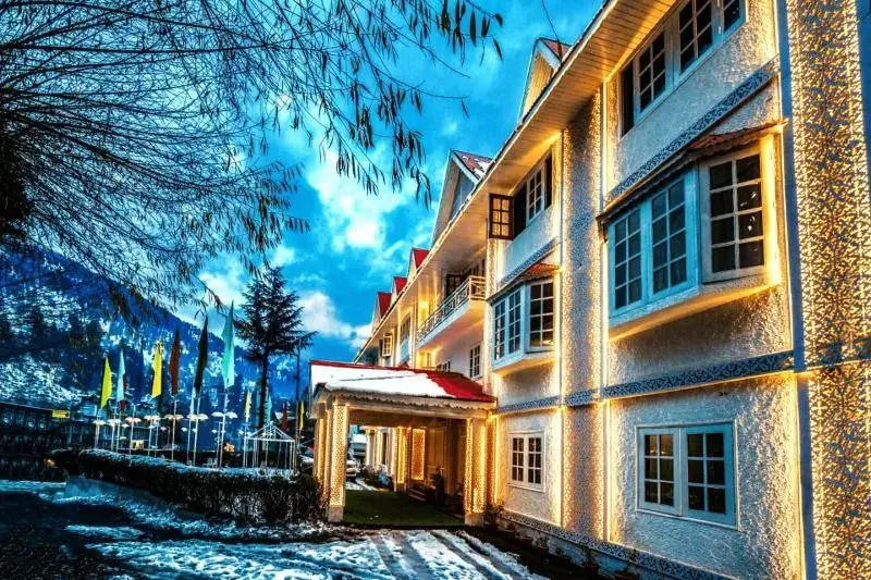 OYO 8606 Hotel Snow Princess
