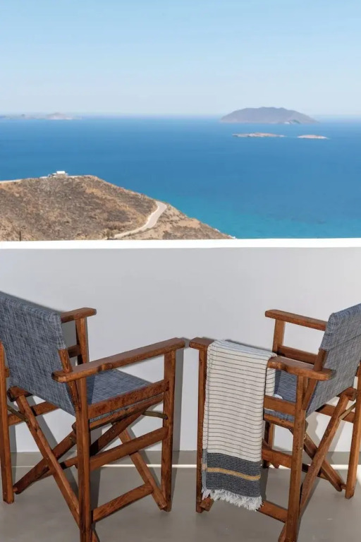 Althea Anafi Suites