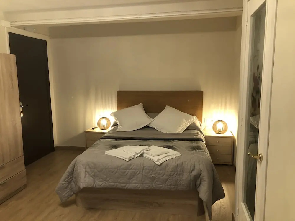 Hostel Penedes